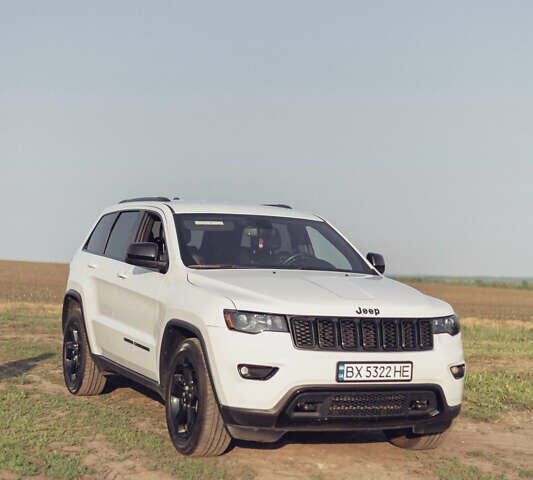 Білий Джип Grand Cherokee, об'ємом двигуна 3.6 л та пробігом 64 тис. км за 28500 $, фото 12 на Automoto.ua