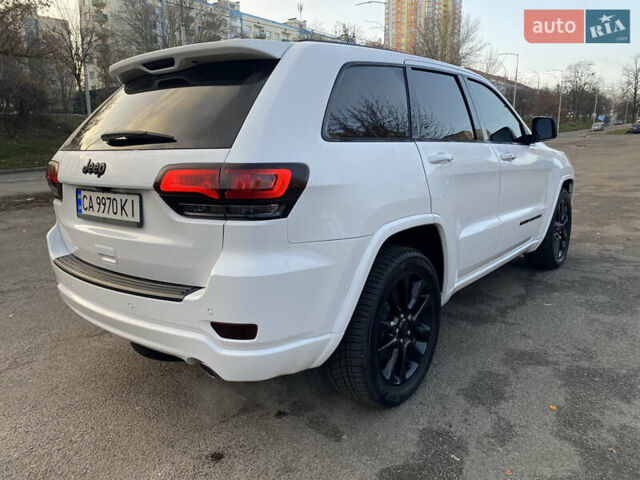 Білий Джип Grand Cherokee, об'ємом двигуна 3.6 л та пробігом 98 тис. км за 25300 $, фото 4 на Automoto.ua