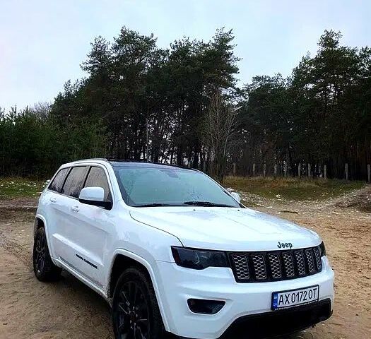 Білий Джип Grand Cherokee, об'ємом двигуна 3.6 л та пробігом 70 тис. км за 22400 $, фото 7 на Automoto.ua