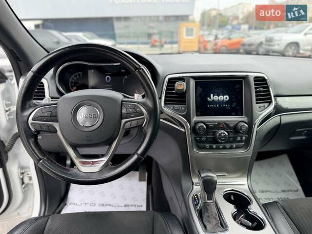 Білий Джип Grand Cherokee, об'ємом двигуна 3.6 л та пробігом 123 тис. км за 28500 $, фото 16 на Automoto.ua