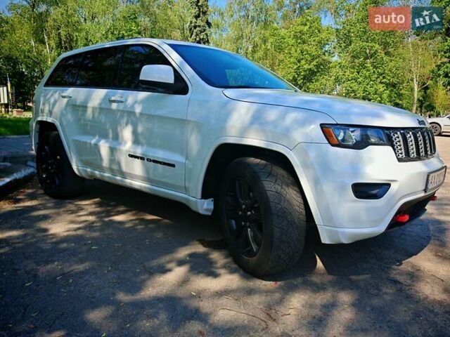 Білий Джип Grand Cherokee, об'ємом двигуна 3.6 л та пробігом 185 тис. км за 22500 $, фото 7 на Automoto.ua