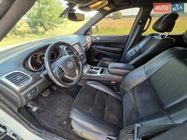 Белый Джип Гранд Чероки, объемом двигателя 3.6 л и пробегом 143 тыс. км за 23200 $, фото 25 на Automoto.ua