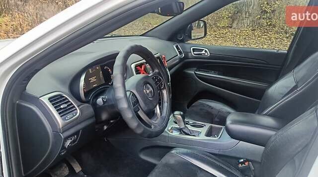 Белый Джип Гранд Чероки, объемом двигателя 3.6 л и пробегом 140 тыс. км за 22500 $, фото 7 на Automoto.ua