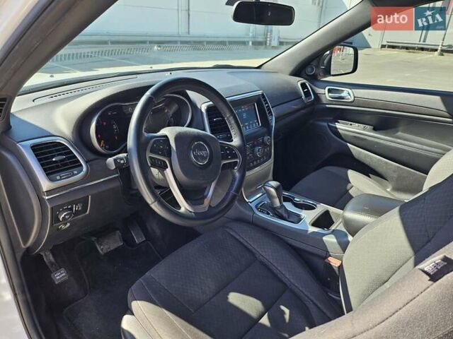 Білий Джип Grand Cherokee, об'ємом двигуна 3.6 л та пробігом 123 тис. км за 20300 $, фото 10 на Automoto.ua