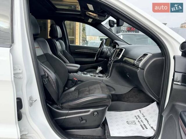 Білий Джип Grand Cherokee, об'ємом двигуна 3.6 л та пробігом 123 тис. км за 28500 $, фото 29 на Automoto.ua