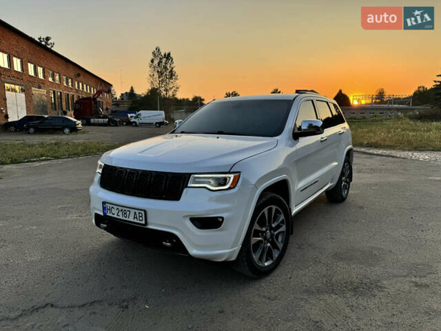 Белый Джип Гранд Чероки, объемом двигателя 3.6 л и пробегом 102 тыс. км за 28000 $, фото 5 на Automoto.ua