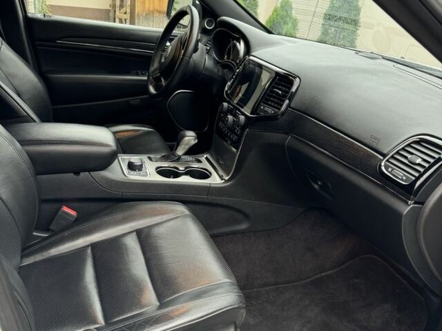 Білий Джип Grand Cherokee, об'ємом двигуна 3.6 л та пробігом 43 тис. км за 25900 $, фото 4 на Automoto.ua