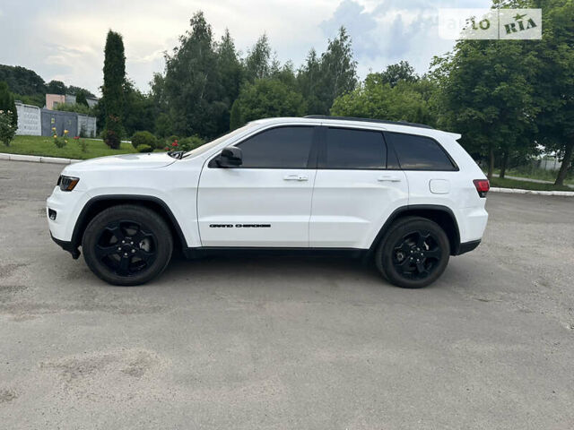 Білий Джип Grand Cherokee, об'ємом двигуна 3.6 л та пробігом 64 тис. км за 28500 $, фото 4 на Automoto.ua