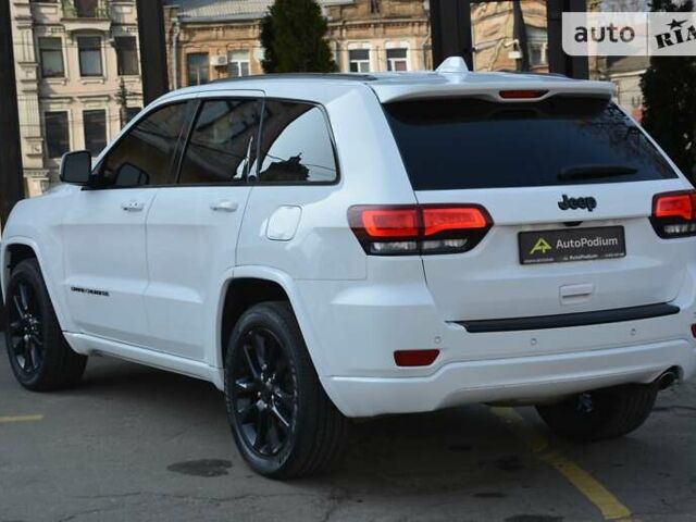 Білий Джип Grand Cherokee, об'ємом двигуна 3.6 л та пробігом 87 тис. км за 22900 $, фото 7 на Automoto.ua