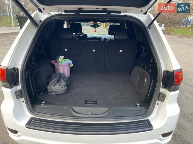 Білий Джип Grand Cherokee, об'ємом двигуна 3.6 л та пробігом 98 тис. км за 25300 $, фото 19 на Automoto.ua