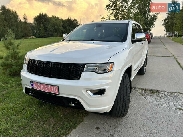 Белый Джип Гранд Чероки, объемом двигателя 3.6 л и пробегом 102 тыс. км за 28000 $, фото 37 на Automoto.ua