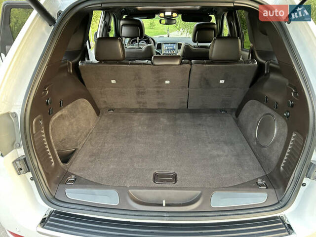 Белый Джип Гранд Чероки, объемом двигателя 3.6 л и пробегом 102 тыс. км за 28000 $, фото 20 на Automoto.ua