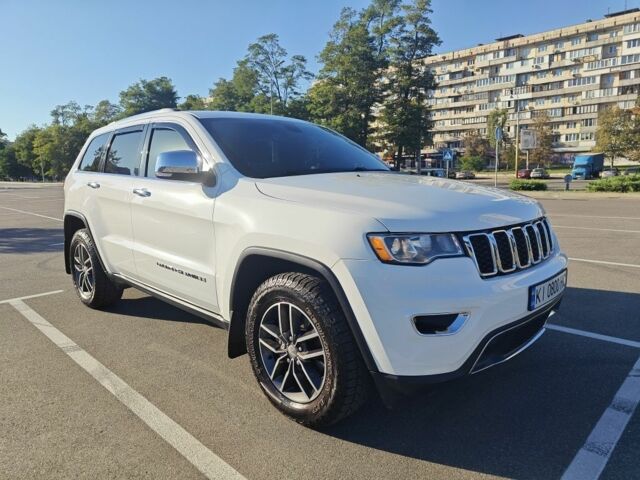 Білий Джип Grand Cherokee, об'ємом двигуна 3.6 л та пробігом 93 тис. км за 27777 $, фото 2 на Automoto.ua