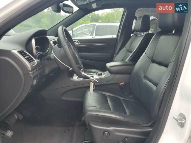 Белый Джип Гранд Чероки, объемом двигателя 3.6 л и пробегом 72 тыс. км за 6100 $, фото 3 на Automoto.ua