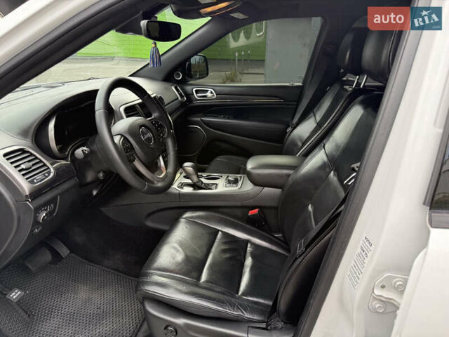 Білий Джип Grand Cherokee, об'ємом двигуна 3.6 л та пробігом 134 тис. км за 27600 $, фото 24 на Automoto.ua