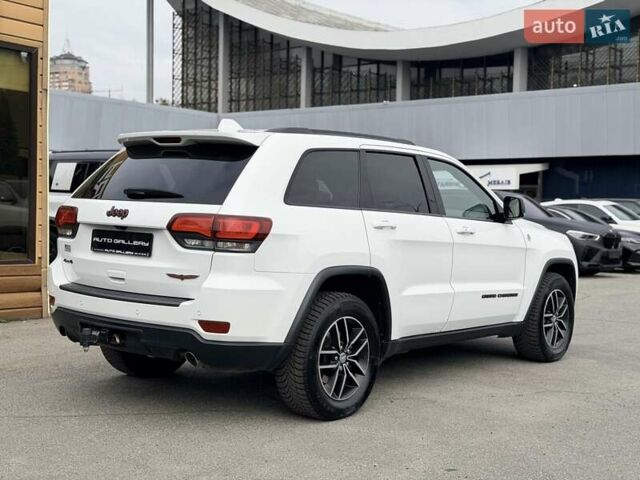 Білий Джип Grand Cherokee, об'ємом двигуна 3.6 л та пробігом 123 тис. км за 28500 $, фото 9 на Automoto.ua