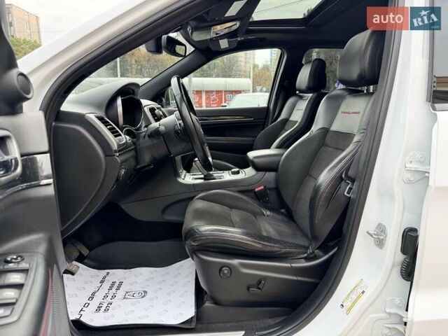 Білий Джип Grand Cherokee, об'ємом двигуна 3.6 л та пробігом 123 тис. км за 28500 $, фото 11 на Automoto.ua