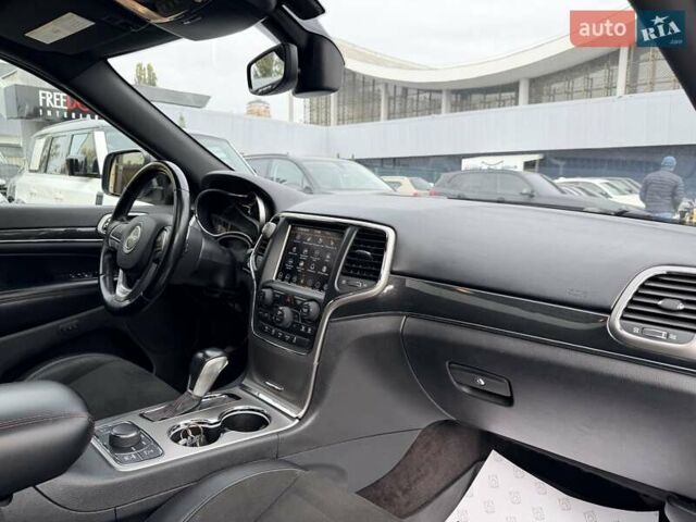 Білий Джип Grand Cherokee, об'ємом двигуна 3.6 л та пробігом 123 тис. км за 28500 $, фото 28 на Automoto.ua