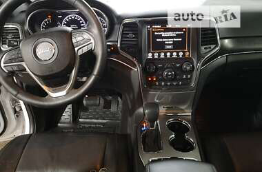 Белый Джип Гранд Чероки, объемом двигателя 3.6 л и пробегом 107 тыс. км за 26000 $, фото 7 на Automoto.ua