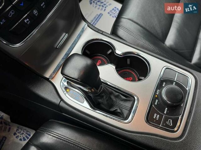 Белый Джип Гранд Чероки, объемом двигателя 3.6 л и пробегом 187 тыс. км за 22500 $, фото 11 на Automoto.ua