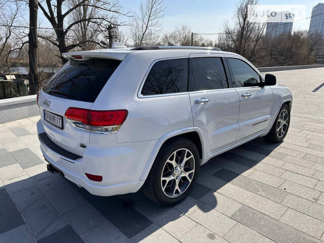 Білий Джип Grand Cherokee, об'ємом двигуна 5.7 л та пробігом 66 тис. км за 37000 $, фото 4 на Automoto.ua