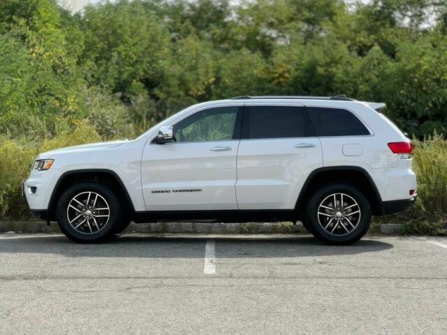 Белый Джип Гранд Чероки, объемом двигателя 3.6 л и пробегом 47 тыс. км за 4700 $, фото 3 на Automoto.ua