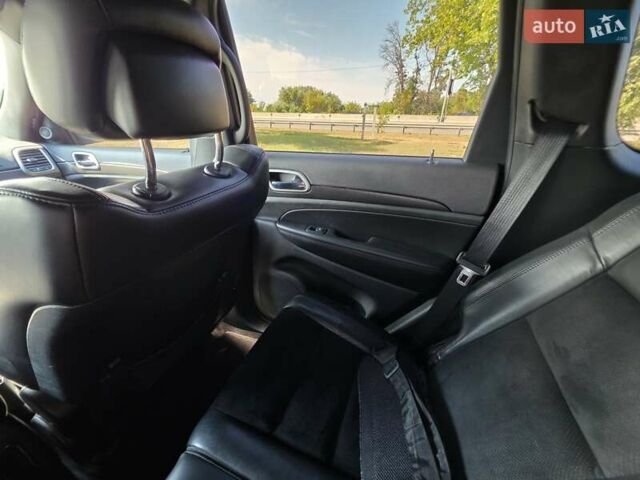 Белый Джип Гранд Чероки, объемом двигателя 3.6 л и пробегом 143 тыс. км за 23200 $, фото 21 на Automoto.ua