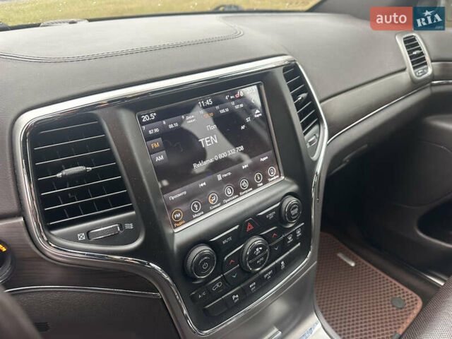 Белый Джип Гранд Чероки, объемом двигателя 3 л и пробегом 138 тыс. км за 29999 $, фото 13 на Automoto.ua