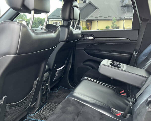 Белый Джип Гранд Чероки, объемом двигателя 3.6 л и пробегом 162 тыс. км за 27700 $, фото 25 на Automoto.ua