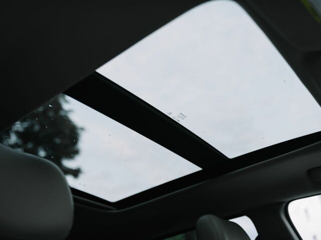 Белый Джип Гранд Чероки, объемом двигателя 0 л и пробегом 90 тыс. км за 35500 $, фото 4 на Automoto.ua