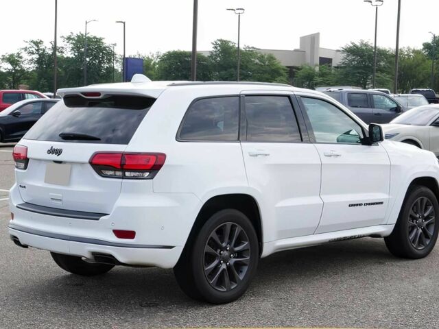 Білий Джип Grand Cherokee, об'ємом двигуна 5.7 л та пробігом 65 тис. км за 6000 $, фото 5 на Automoto.ua