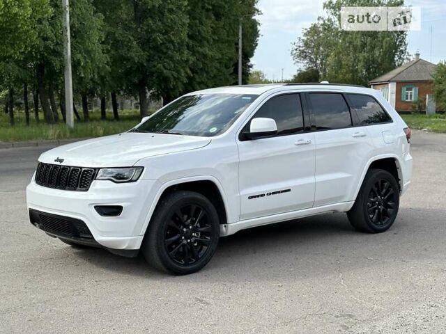 Білий Джип Grand Cherokee, об'ємом двигуна 3.6 л та пробігом 98 тис. км за 24000 $, фото 9 на Automoto.ua