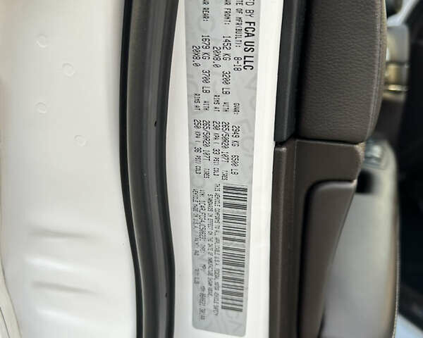 Белый Джип Гранд Чероки, объемом двигателя 3.6 л и пробегом 102 тыс. км за 28000 $, фото 15 на Automoto.ua