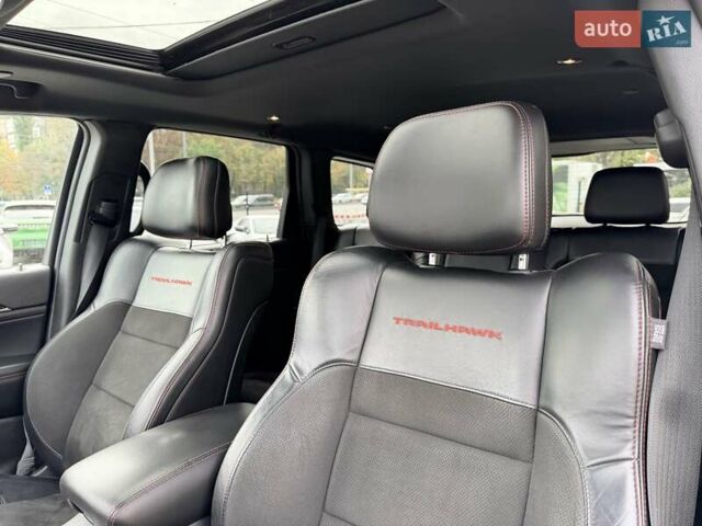 Білий Джип Grand Cherokee, об'ємом двигуна 3.6 л та пробігом 123 тис. км за 28500 $, фото 14 на Automoto.ua