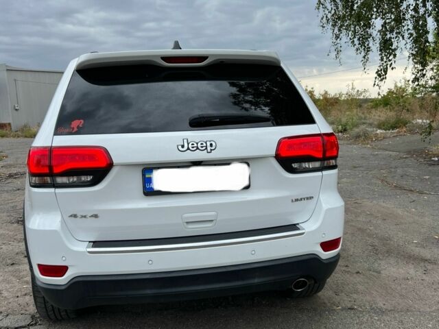 Джип Гранд Чероки 2018 в Черкассах на Automoto.ua Белый Джип Гранд Чероки, объемом двигателя 3.6 л и пробегом 114 тыс. км за 30000 $, фото 2 на Automoto.ua