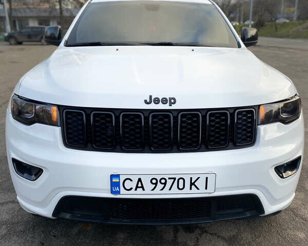 Білий Джип Grand Cherokee, об'ємом двигуна 3.6 л та пробігом 98 тис. км за 25300 $, фото 7 на Automoto.ua