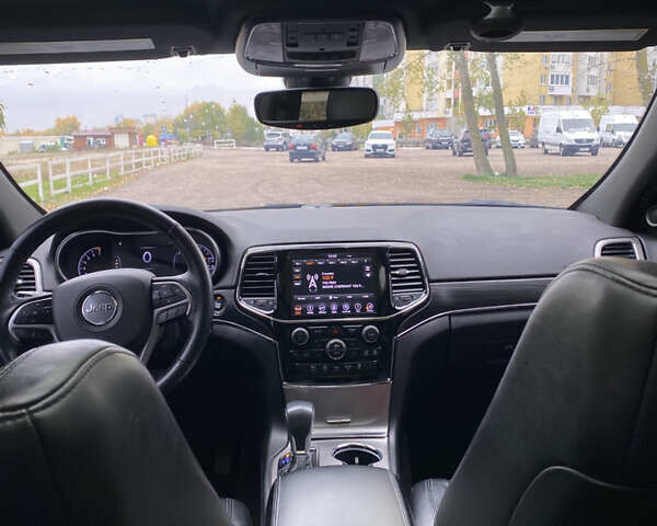 Джип Гранд Чероки 2018 в Черкассах на Automoto.ua Белый Джип Гранд Чероки, объемом двигателя 3.6 л и пробегом 116 тыс. км за 22500 $, фото 11 на Automoto.ua