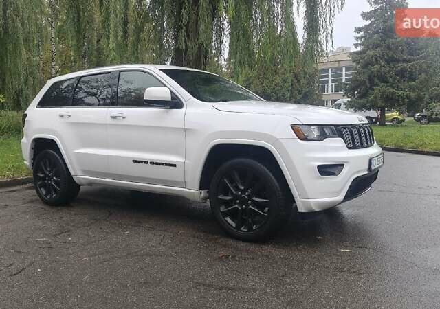 Белый Джип Гранд Чероки, объемом двигателя 3.61 л и пробегом 111 тыс. км за 21500 $, фото 24 на Automoto.ua