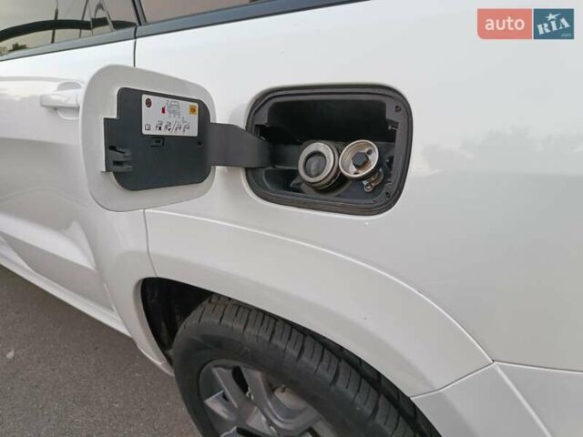 Білий Джип Grand Cherokee, об'ємом двигуна 5.7 л та пробігом 140 тис. км за 29900 $, фото 24 на Automoto.ua