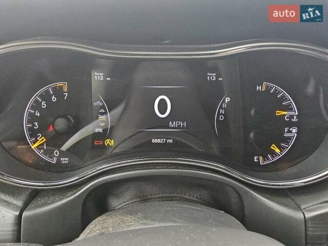 Белый Джип Гранд Чероки, объемом двигателя 3.6 л и пробегом 111 тыс. км за 6100 $, фото 8 на Automoto.ua