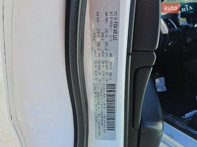 Белый Джип Гранд Чероки, объемом двигателя 3.6 л и пробегом 111 тыс. км за 6100 $, фото 12 на Automoto.ua