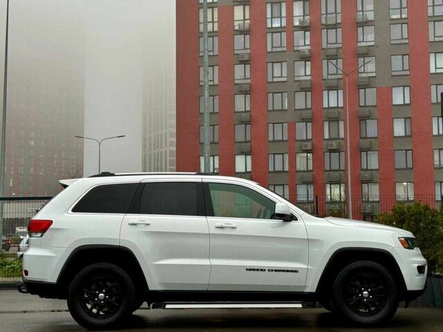 Белый Джип Гранд Чероки, объемом двигателя 3.6 л и пробегом 142 тыс. км за 22500 $, фото 2 на Automoto.ua