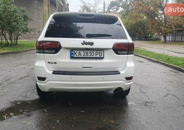 Белый Джип Гранд Чероки, объемом двигателя 3.61 л и пробегом 111 тыс. км за 21500 $, фото 9 на Automoto.ua