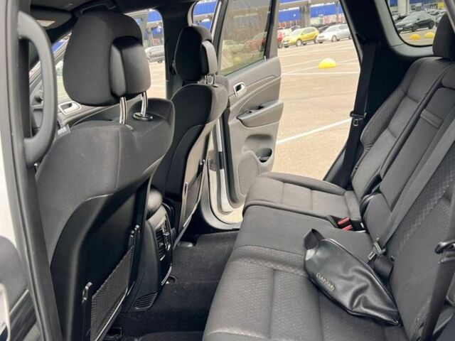 Белый Джип Гранд Чероки, объемом двигателя 3.6 л и пробегом 79 тыс. км за 25300 $, фото 4 на Automoto.ua