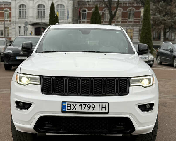 Білий Джип Grand Cherokee, об'ємом двигуна 3.6 л та пробігом 121 тис. км за 22800 $, фото 3 на Automoto.ua