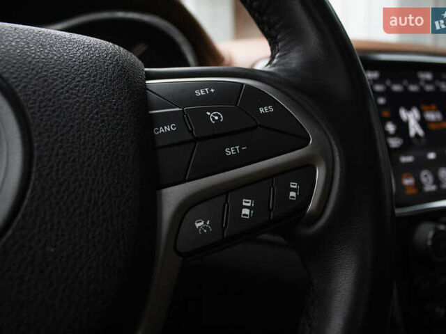 Белый Джип Гранд Чероки, объемом двигателя 3.6 л и пробегом 66 тыс. км за 25500 $, фото 24 на Automoto.ua