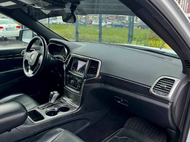 Белый Джип Гранд Чероки, объемом двигателя 3.6 л и пробегом 142 тыс. км за 22500 $, фото 15 на Automoto.ua