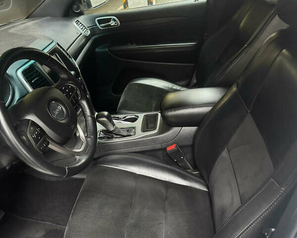 Белый Джип Гранд Чероки, объемом двигателя 3.6 л и пробегом 169 тыс. км за 21900 $, фото 20 на Automoto.ua