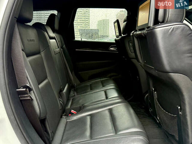 Белый Джип Гранд Чероки, объемом двигателя 3.6 л и пробегом 142 тыс. км за 22500 $, фото 45 на Automoto.ua