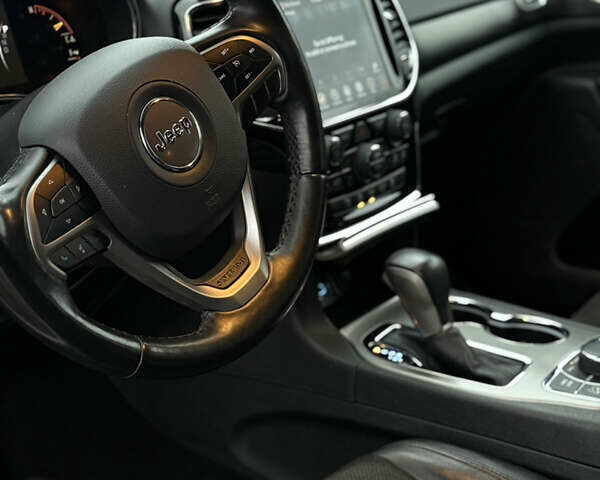 Білий Джип Grand Cherokee, об'ємом двигуна 3.6 л та пробігом 121 тис. км за 22800 $, фото 14 на Automoto.ua